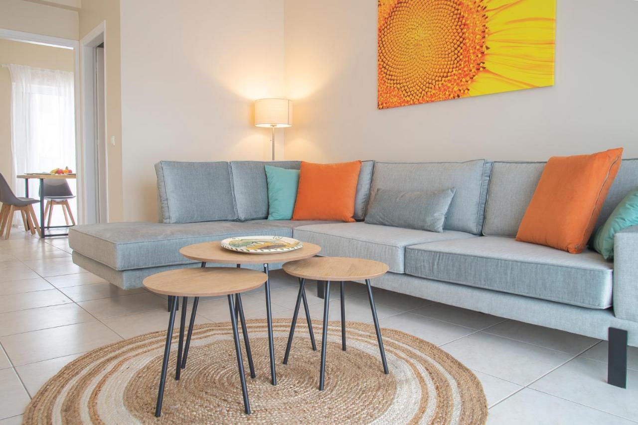 Helios: Charming Beach Home Next To Crystal Waters Néa Mákri Exterior foto